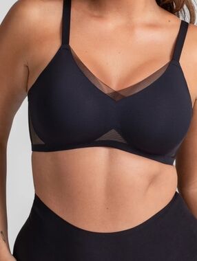 Honeylove Crossover Bra In Runway Black
